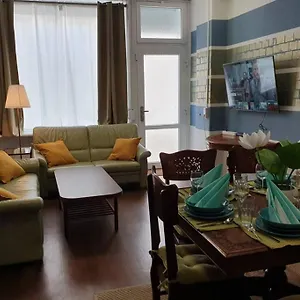 Big&cosy Central Lichtenberg City Apartment Berlin